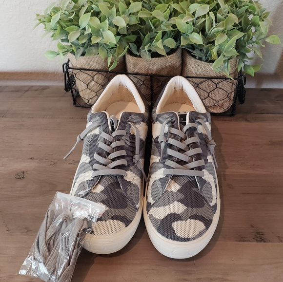 Vintage Havana Fly Camo Sneakers NEW - Picture 5 of 6